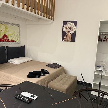 קרוטונה Suite Aurora מראה חיצוני תמונה